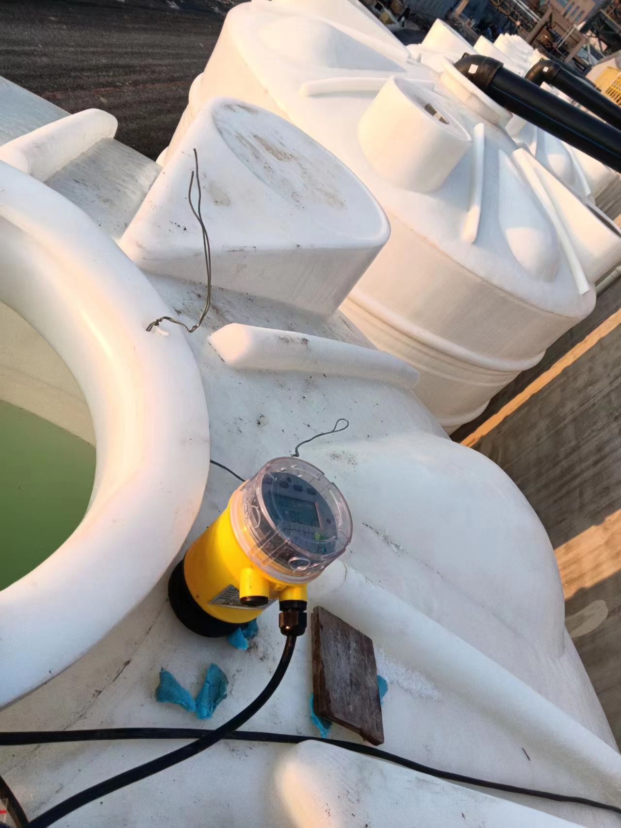 次氯酸钠储罐 (1).jpg